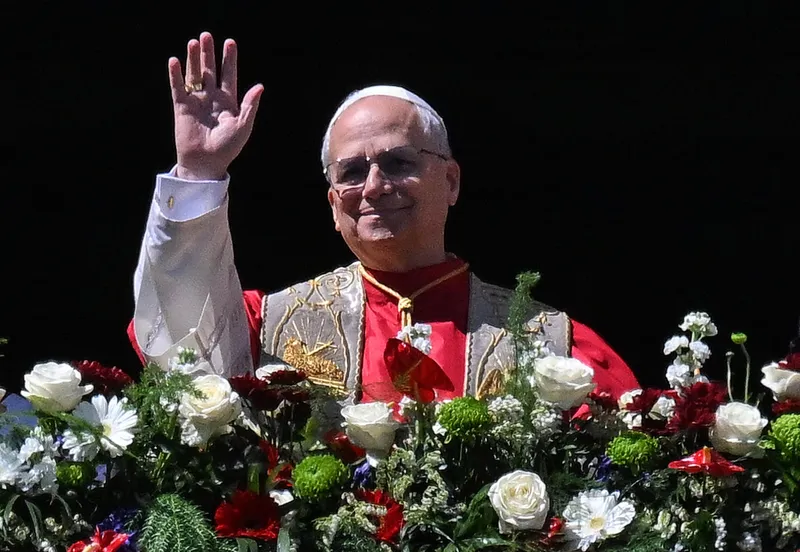 Papež Leon XIV. v poslanici Urbi et orbi obsodil vojno in pozval k dialogu