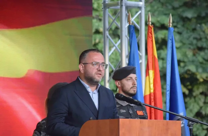 Тошковски и Николов одбележаа 25 години од формирањето на ЕБР