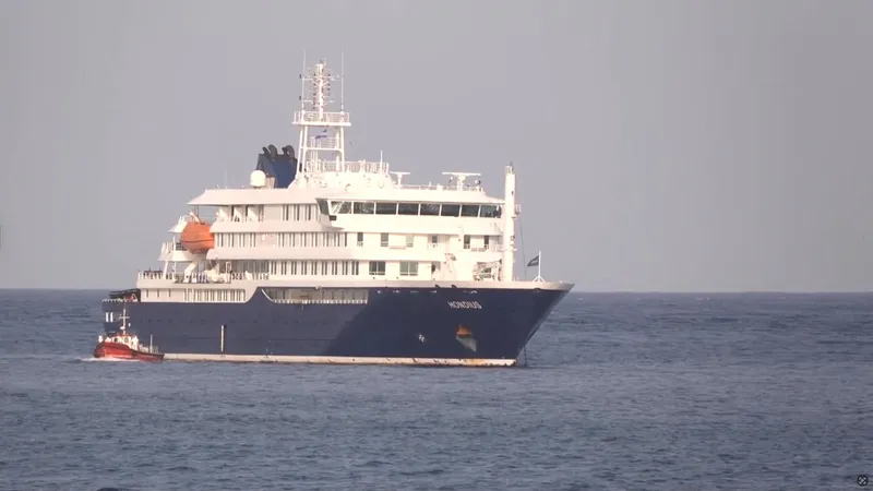 Španija dovolila pristanek ladje Hondius po izbruhu hantavirusa na krovu