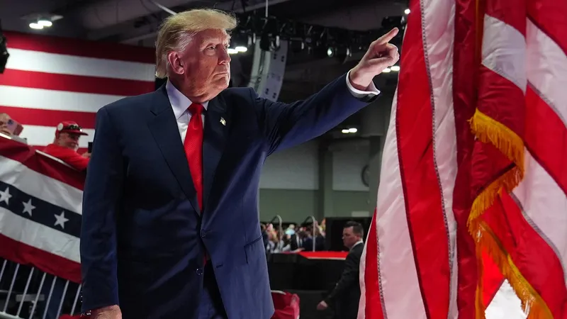 Trump kritizira Nobelovo nagrado za mir za Navi Pillay