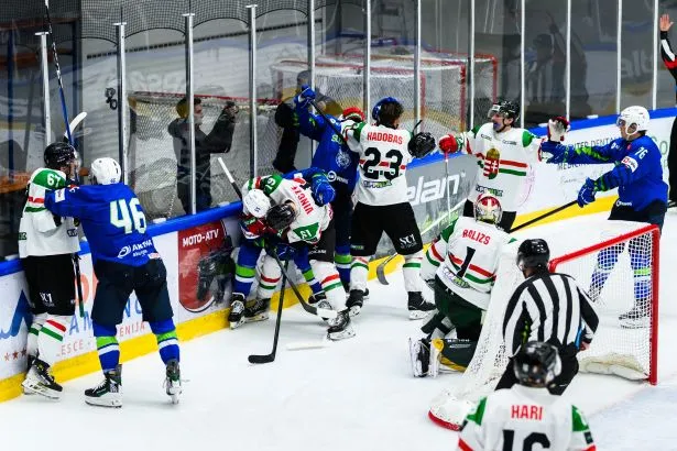 Slovenska hokejska reprezentanca končala priprave s porazom proti Avstriji