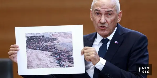 Premier Janez Janša v DZ uporabil napačno fotografijo za prikaz pokolov v Sudanu