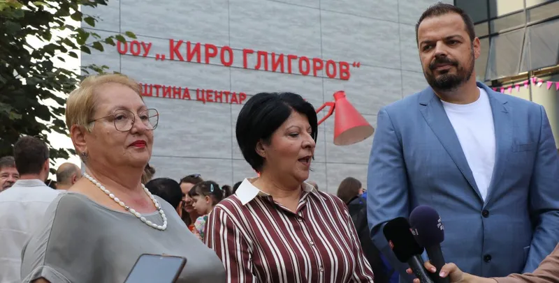 Министерката Јаневска повика на повисок наталитет поради затворени училишта