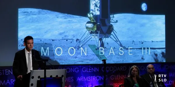 Nasa razkrila trifazni načrt za izgradnjo stalne baze na južnem polu Lune