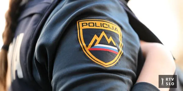 Slovenska policija preiskuje anonimne posnetke in prisluhe javnih funkcionarjev