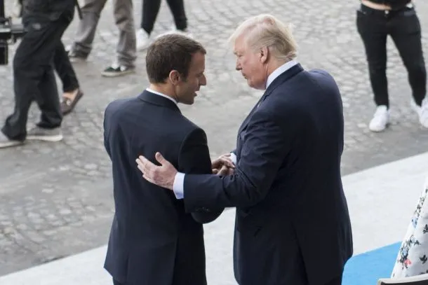Donald Trump ustanavlja Odbor za mir in Franciji grozi z 200-odstotnimi carinami