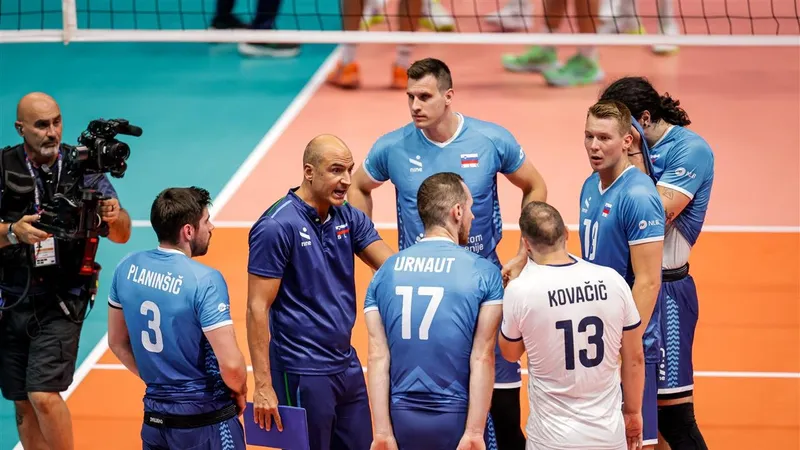 Slovenska odbojkarska reprezentanca premagala Švedsko na evropskem prvenstvu