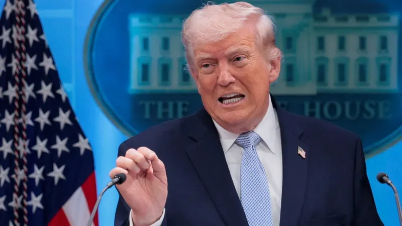 Трамп се закани со воена акција доколку Иран не го почитува мировниот договор
