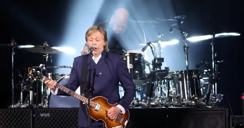 Paul McCartney je v studiu Abbey Road predstavil album The Boys Of Dungeon Lane