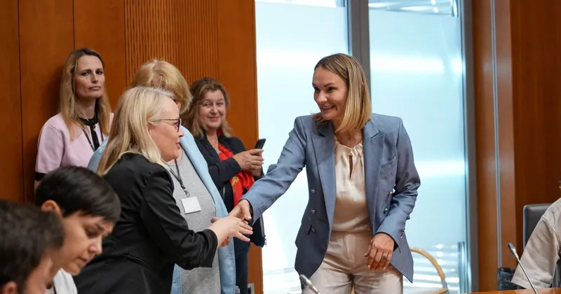 Odbor DZ potrdil Polono Rifelj za ministrico za okolje in prostor