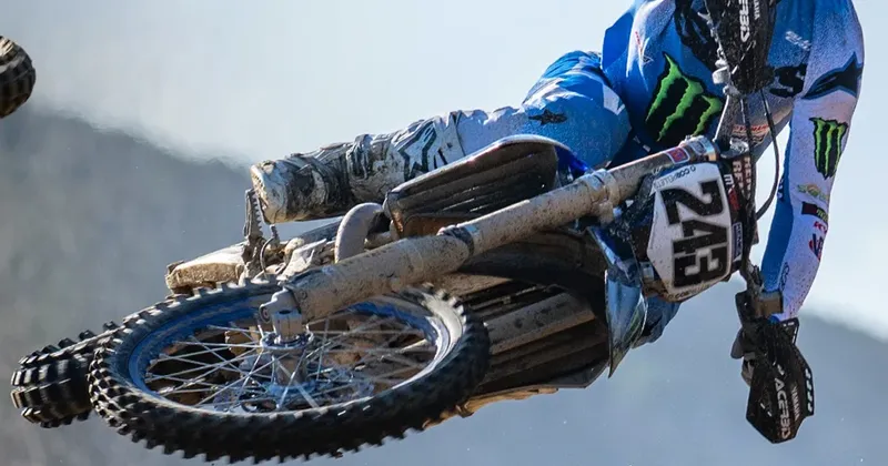 Tim Gajser z zmago v drugi vožnji osvojil skupno drugo mesto v Pietramurati