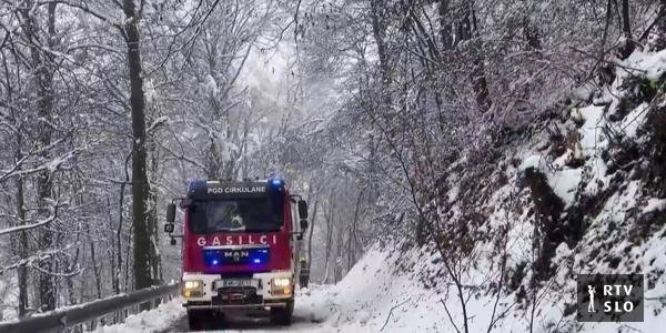 Sanacija električnega omrežja po sneženju na območju Elektra Maribor