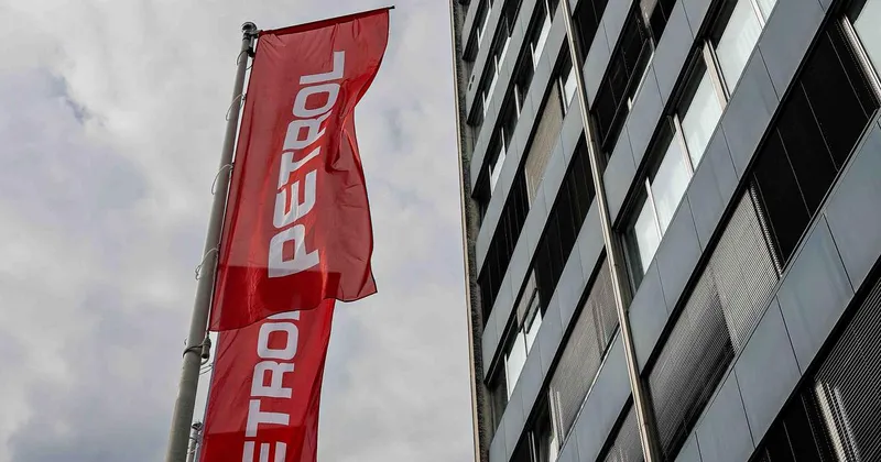 Skupina Petrol zaradi regulacije cen goriv beleži 73-odstotni padec dobička