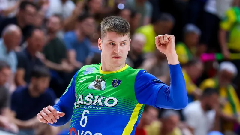 Celje Pivovarna Laško premagala Slovan na prvi finalni tekmi lige NLB
