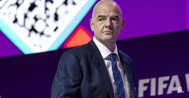 Gianni Infantino umaknil Fifin predlog prodaje deleža tekmovanj zasebnikom