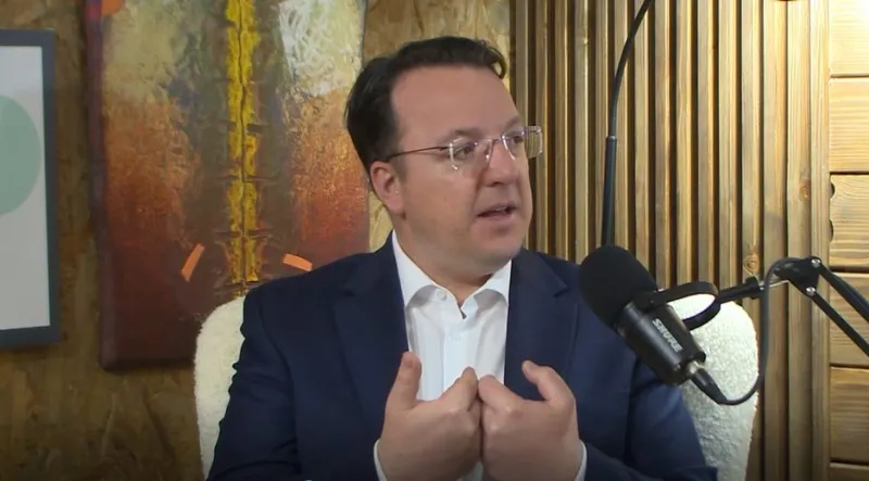 Николоски најави нови локомотиви и старт на Градски воз во Скопје од септември