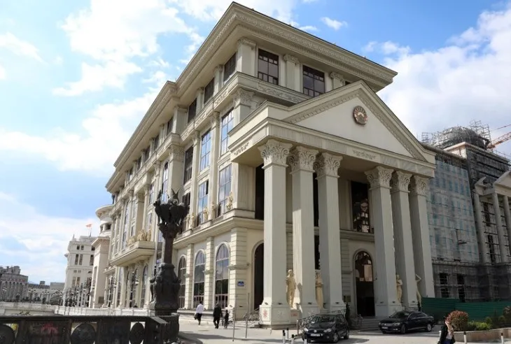 МНР организира евакуација на 11 македонски државјани по нападите врз Иран