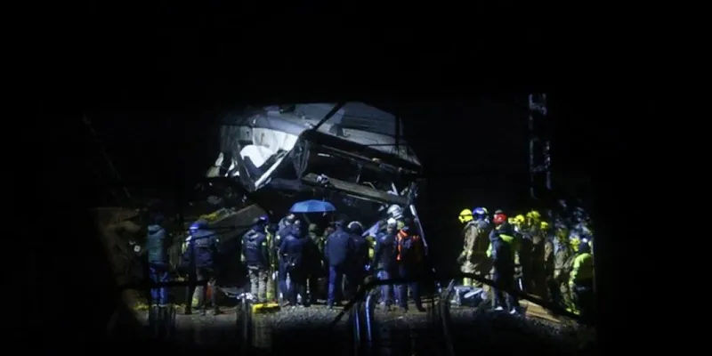 Серија железнички несреќи во Шпанија предизвикаа најава за национален штрајк