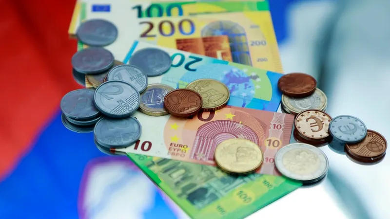 Surs in Eurostat: Marca letna inflacija v Sloveniji 2,5-odstotna