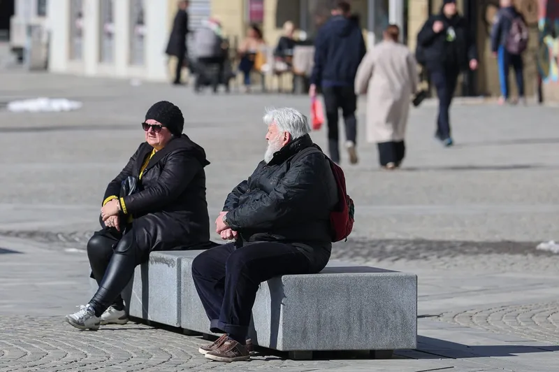 Arso napoveduje nadpovprečno toplo in sončno vreme ob koncu februarja