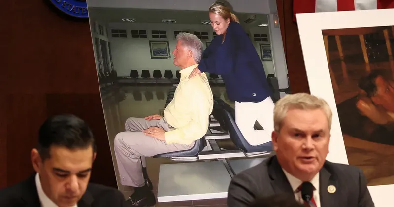 Bill in Hillary Clinton bosta pričala o povezavah z Jeffreyjem Epsteinom