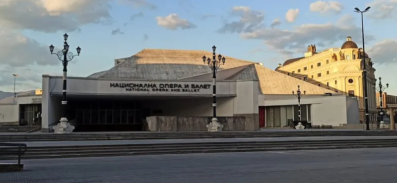 Суспензијата на обоистката Петрушевска предизвика судир со директорот на НОБ