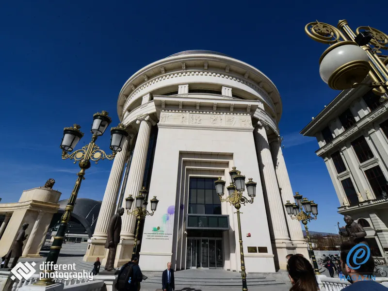 Уапсени тројца скопјани за радикализам и набавка на оружје за Исламска држава