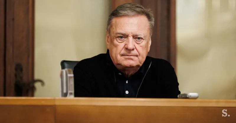 Mestni svet razpisal referendum o parkiranju kljub umiku spornega odloka