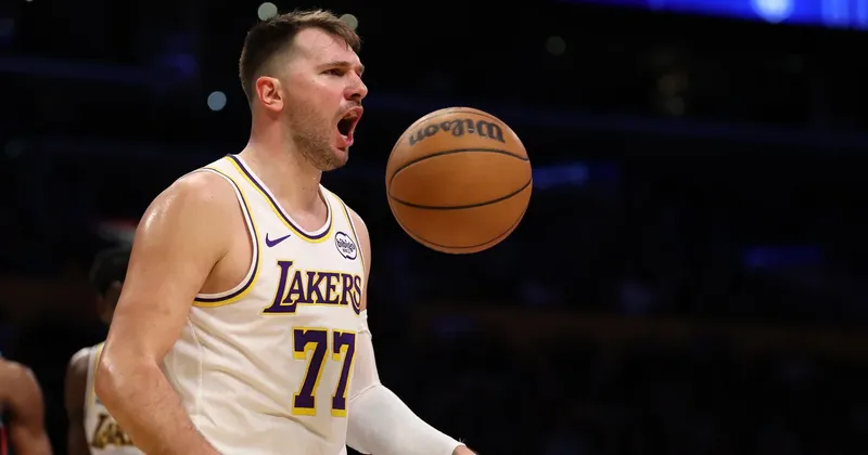 Luka Dončić s 36 točkami popeljal Los Angeles Lakers do zmage nad Memphisom