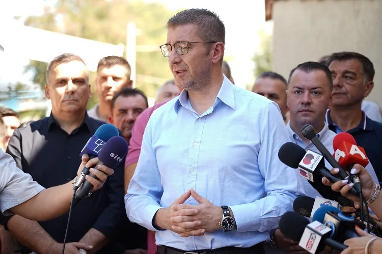 Мицкоски бара објава на извештајот за безбедноста на водата во Гостивар
