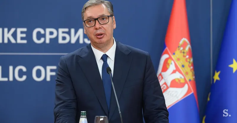 Srbski državljani v Ljubljani glasujejo na parlamentarnih volitvah ob očitkih
