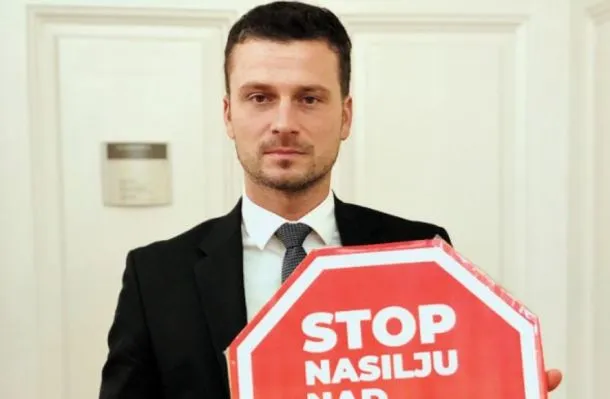 Celjski kriminalisti kazensko ovadili nekdanjega poslanca SD Janija Prednika