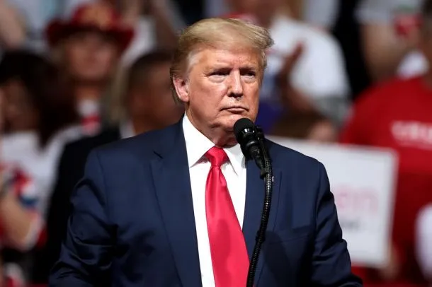 Donald Trump grozi Španiji s prekinitvijo trgovine zaradi prepovedi uporabe baz