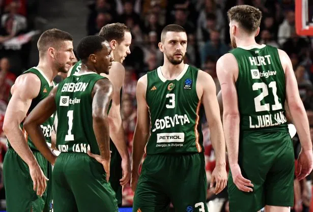 Cedevita Olimpija z dvema zmagama proti Krki korak do naslova prvaka