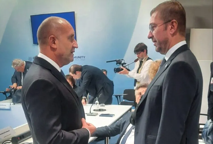 Мицкоски упати јавна покана до новиот бугарски премиер Радев за посета на Скопје