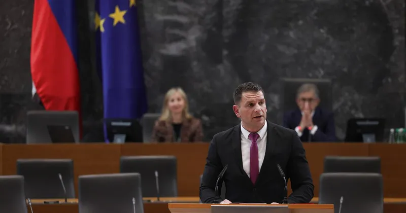 Opozicija vložila predlog za razrešitev predsednika DZ Zorana Stevanovića