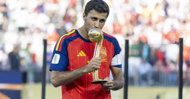Barcelona podpisala Rodrija do junija 2030