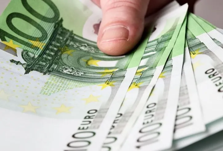 МВР го уапси возачот на генералниот секретар на Владата при примање мито