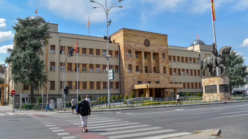 Собранието ги констатира оставките на Марко Бислимоски и Цвета Ристовска