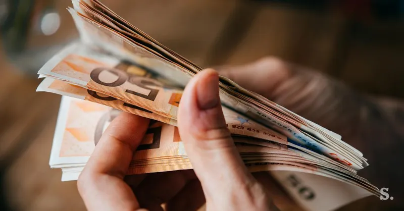Mariborski kriminalisti ovadili štiri osebe zaradi goljufije in pranja denarja