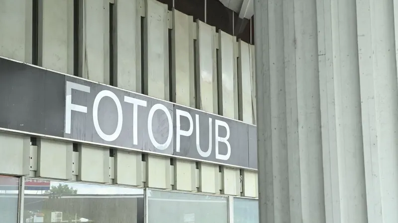 Sodišče preložilo predobravnavni narok za Dušana Smodeja v aferi Fotopub