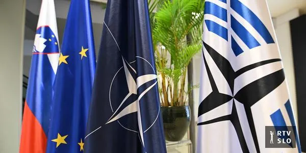 Delegacija Nata v Sloveniji in zahteva SDS za sejo zaradi kritične depeše