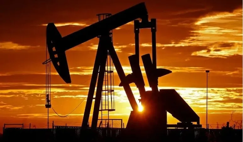 Цените на нафтата Брент надминаа 104 долари поради конфликтот во Иран
