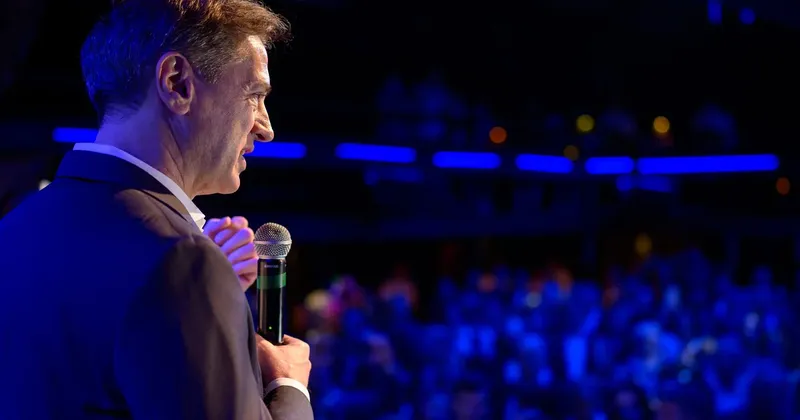 Robert Golob začenja koalicijska pogajanja, sklicuje Svet za nacionalno varnost