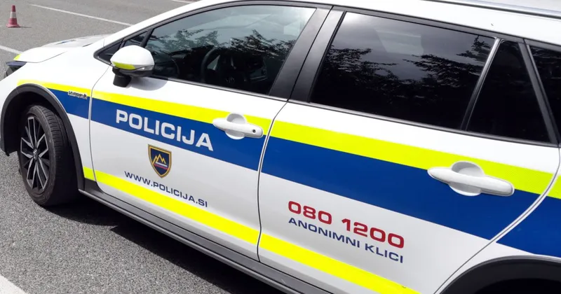 V hudi prometni nesreči v Višnjah nad Ajdovščino umrli trije domačini