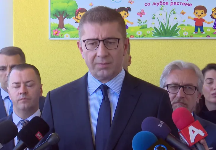 Мицкоски најавува владина реконструкција по договор со Вреди и ЗНАМ