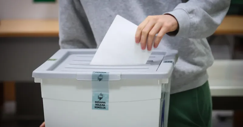 DVK osvežila izide referenduma o RTV-prispevku s povečano prednostjo nasprotnikov