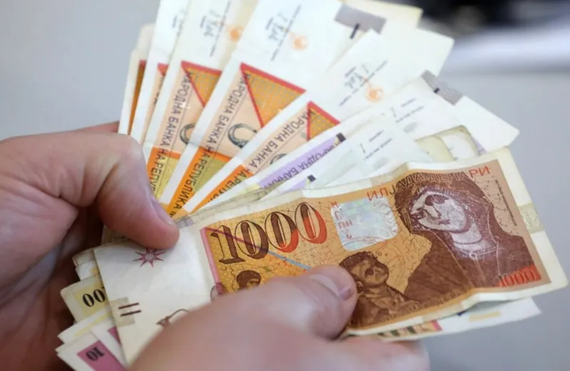 СВР Тетово уапси државјанка на Албанија за измама на тетовец за 3.400 евра