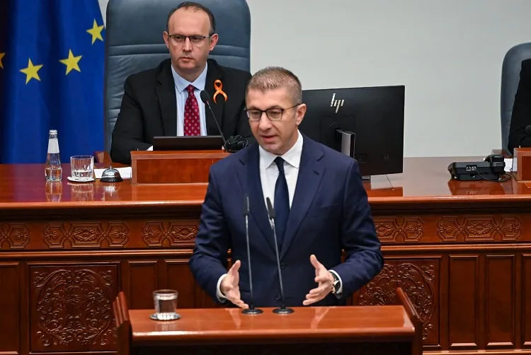 Мицкоски негира договор со Груби и најавува одговорност за криминал
