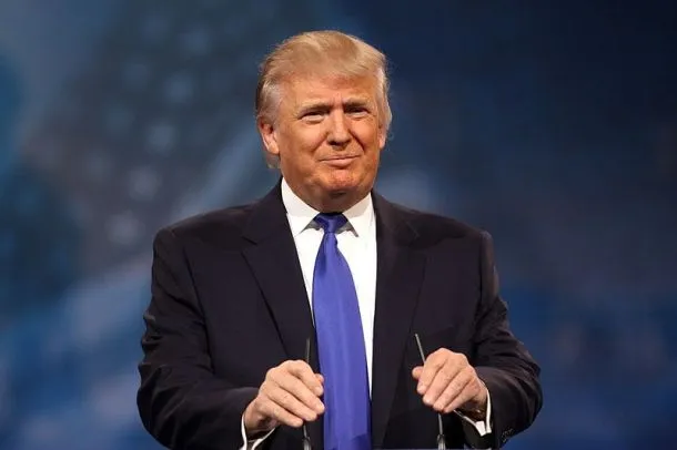 Trump in Kanada dosegla trgovinski dogovor in odložila uvedbo 50-odstotnih carin